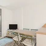 - Cavaliere Апартаменты *